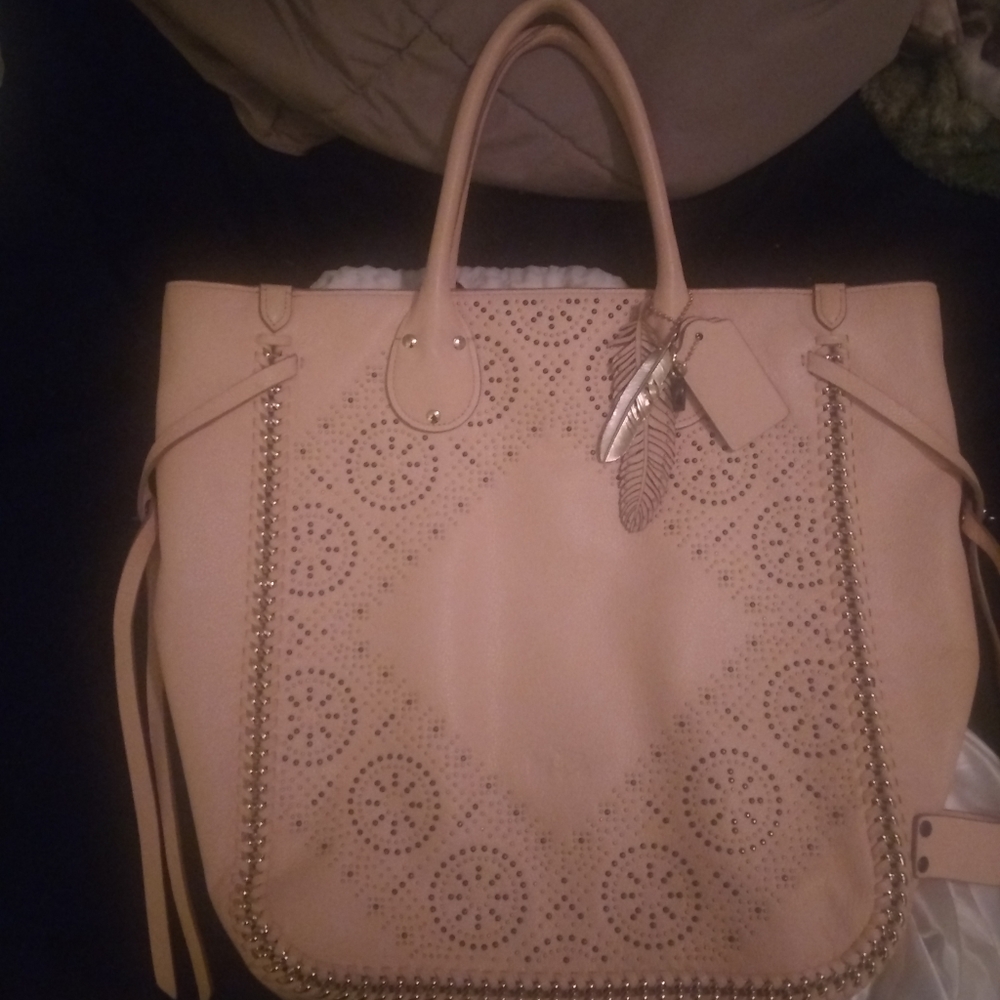 New Coach limited edition very rare pink stud bag